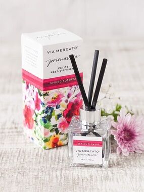 4 Via Mercato Primavera Spring Collection, Petite Reed Diffuser,Spring Flowers